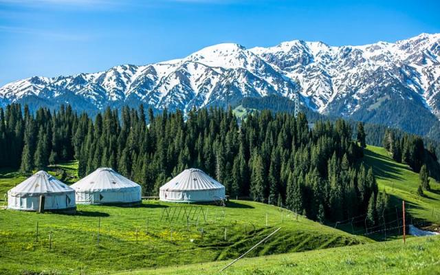 烏魯木齊出發(fā)新疆12日落地自駕游：喀納斯-天山天池-賽里木湖12日自駕游